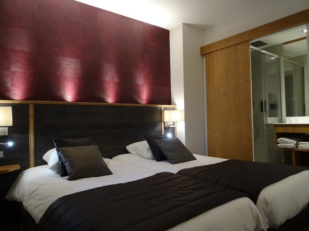 Foch Hotel