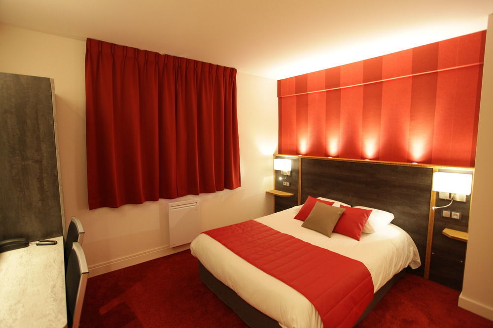 Hotel Foch 3*